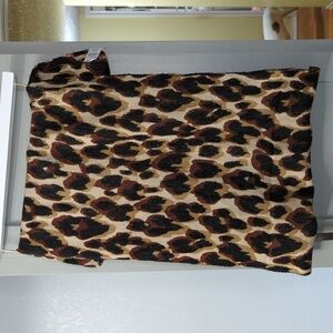 Liz Claiborne cheetah print scarf